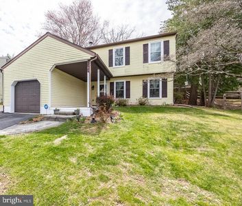 81 Canterbury Ct, Downingtown, PA, 19335