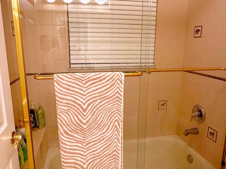 6489 Marbletree Ln — Photo 73