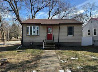 1917 27th St, Des Moines, IA 50310