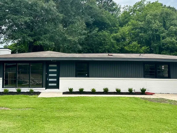 120 Cloud Dr, Baton Rouge, LA 70806