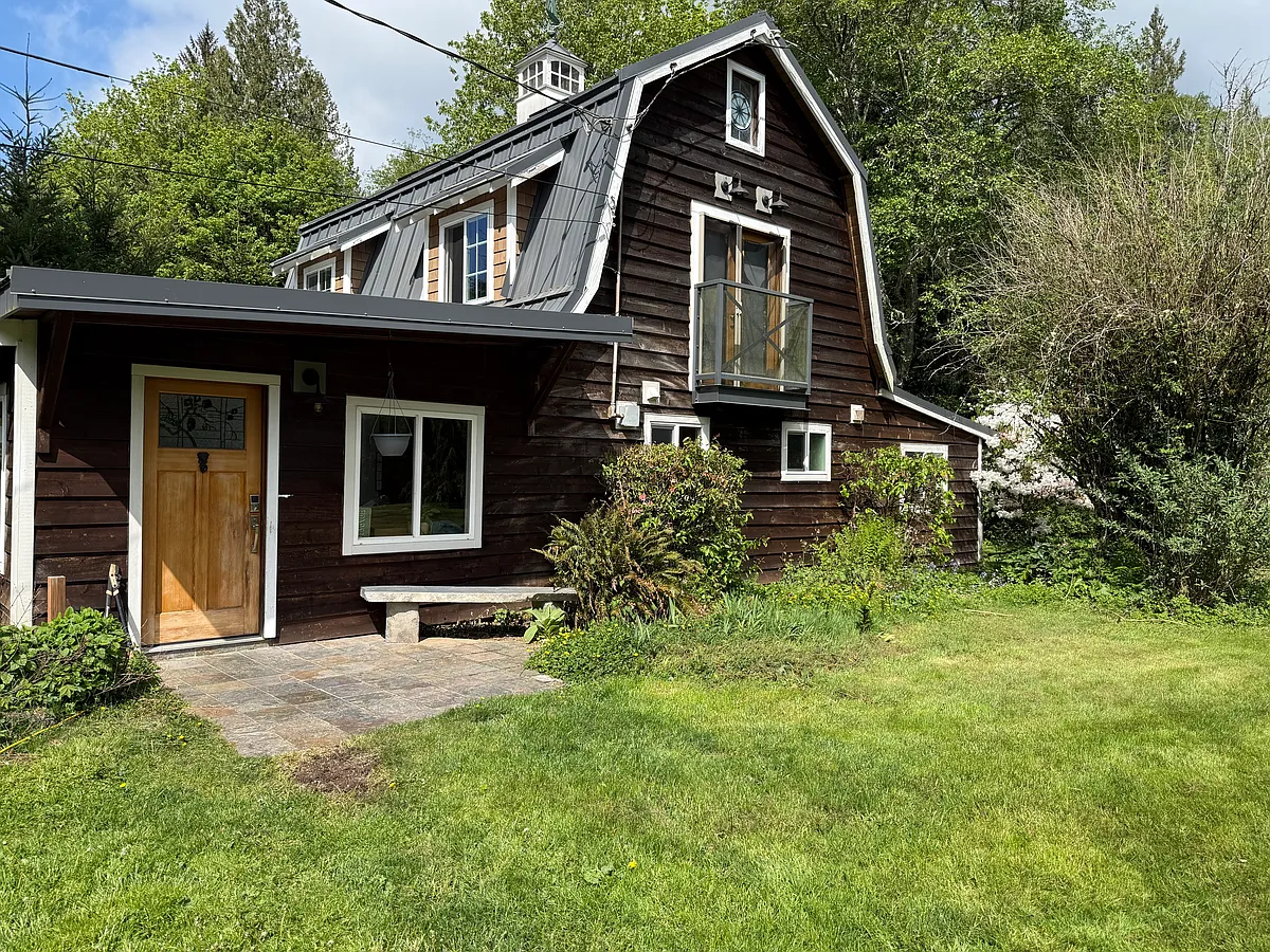 Building Photo - 1652 Galbraith Ln