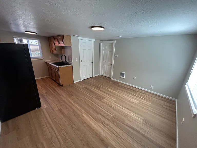 Welcome to 621 S Cannon Apartments! — Photo 24