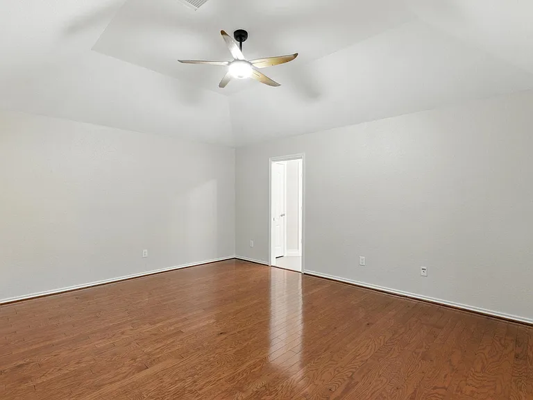 28527 Connordale Ln — Photo 16