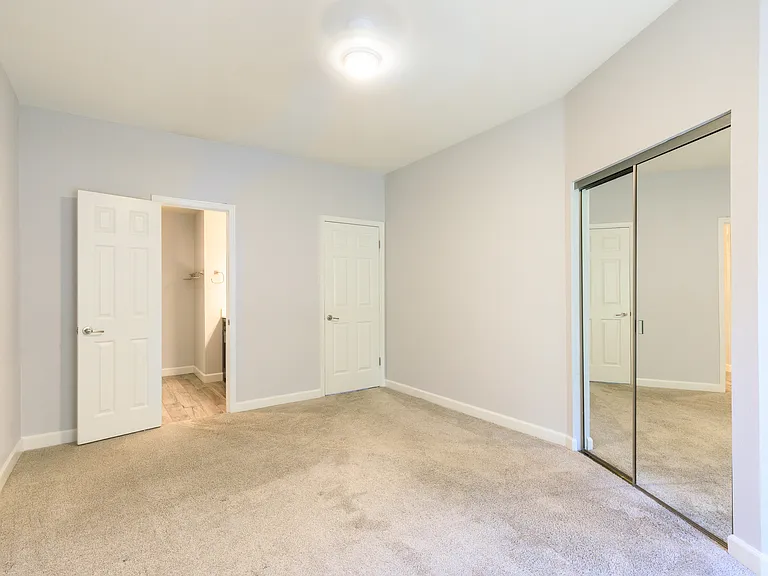 101 N 7th St #149 — Photo 23