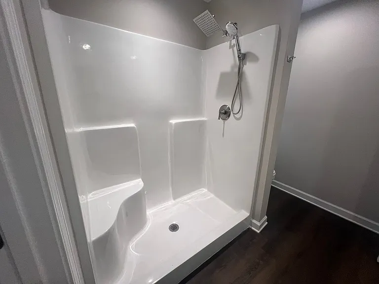 4450 Easthaven Cir — Photo 18