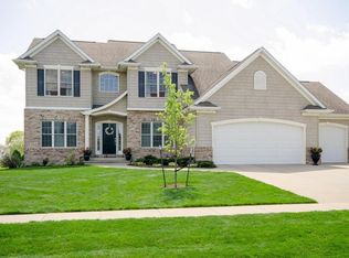 7015 Choctaw Ridge Rd NE, Cedar Rapids, IA 52411