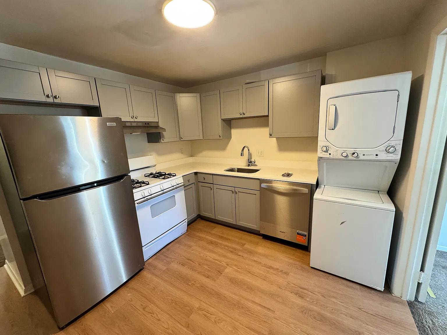 2 bed, 1152 sqft, $2,150 — Photo 1