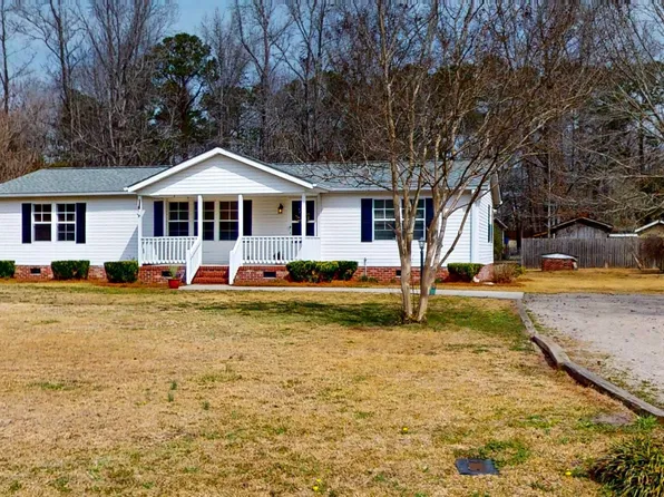 132 Woodhaven Drive, Rocky Point, NC 28457