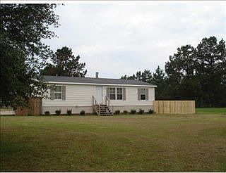 5th image of 28733 Hollingsworth Dr