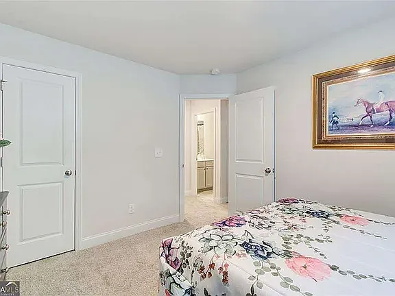10161 Benton Woods Dr — Photo 2