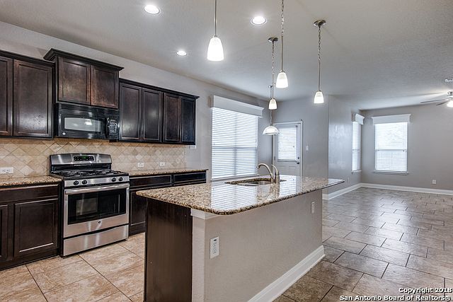 1st image of 8454 Meadow Plns