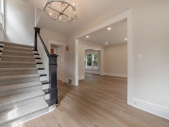 4th image of 719 5th St