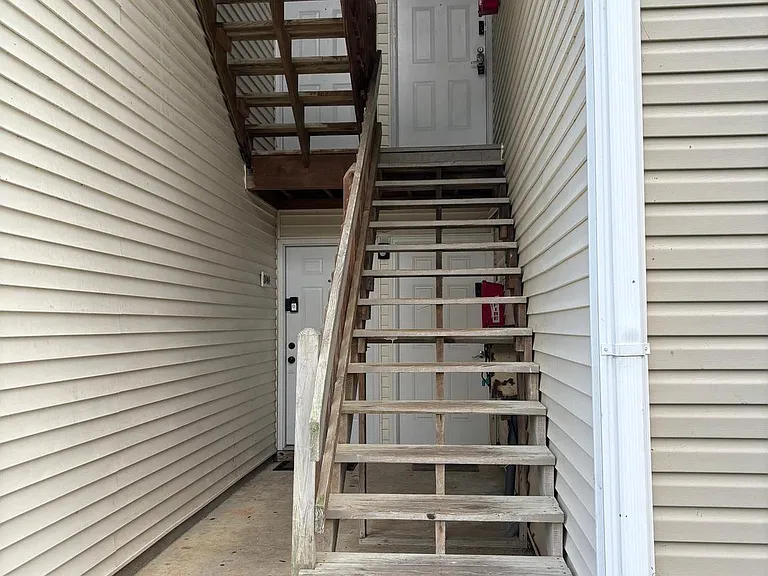 216 Highland Blvd #B-76 — Photo 24