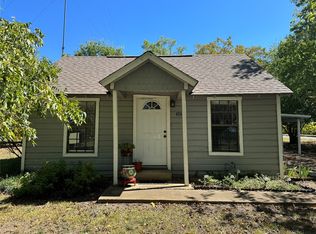 424 Lannius Rd, Dodd City, TX 75438