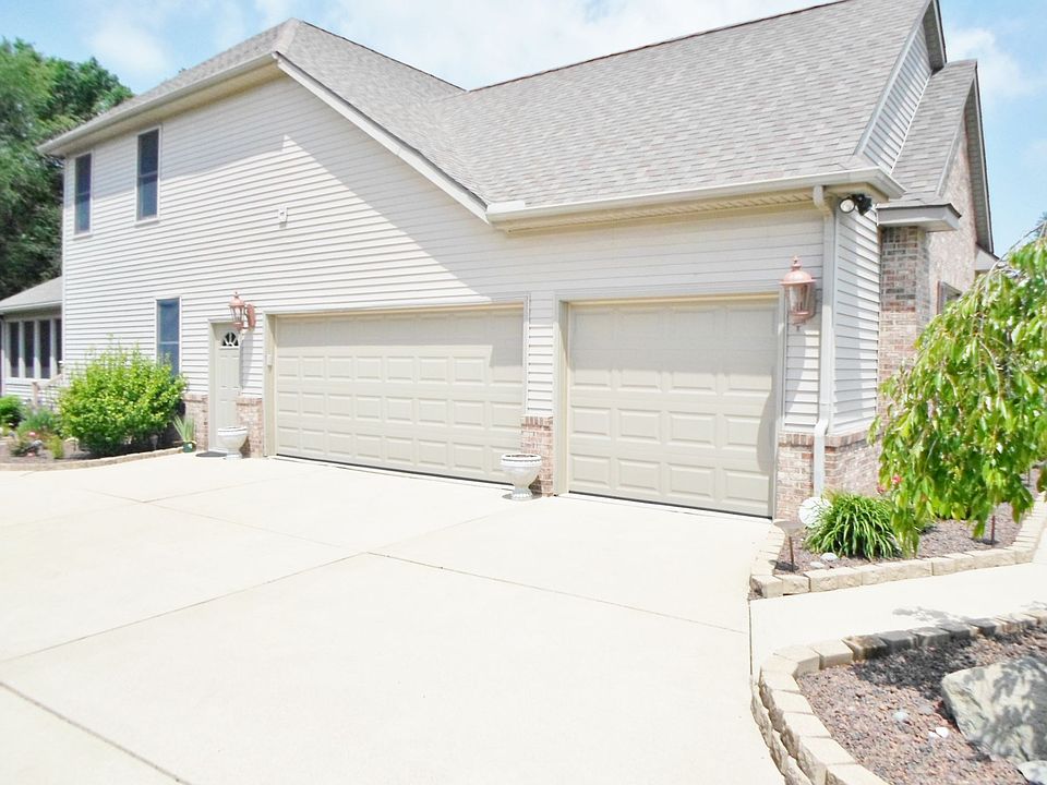 2nd image of 9282 Baron Way
