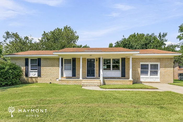 109 Wisteria Rd