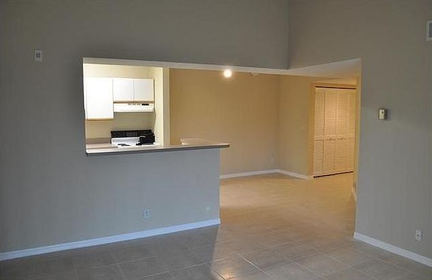2nd image of 621 Cypress Lake Blvd APT L