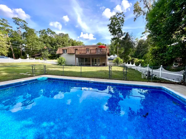 2400 Miranda Ave, Tallahassee, FL 32304