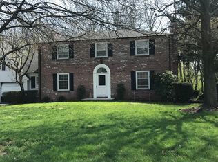 270 Maple Dr, Morgantown, PA 19543