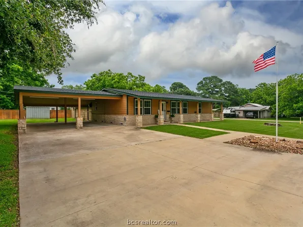 900 N Oneal St, Caldwell, TX 77836