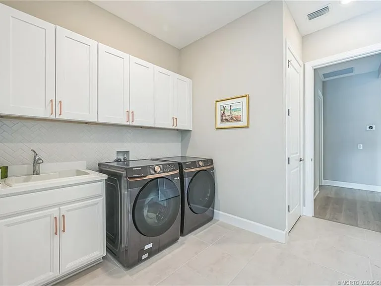 15111 Pescara St — Photo 36