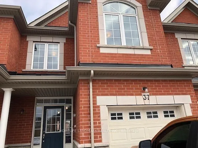 37 Napanee St — Photo 1