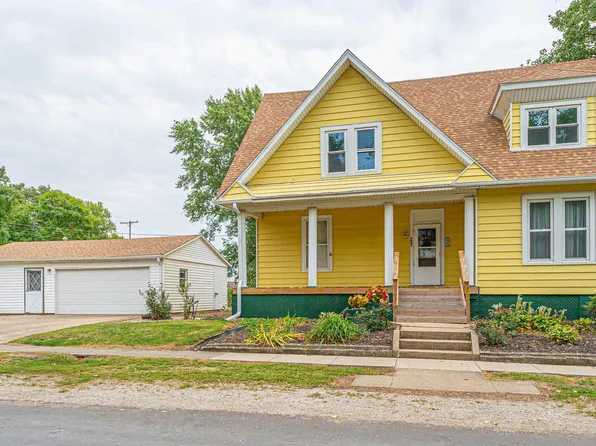 455 S East St, Greenview, IL 62642