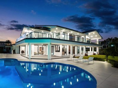 607 Palm Dr, Hallandale, FL, 33009