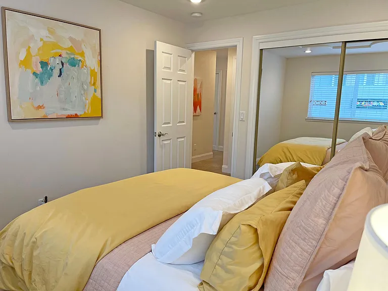2440 Greenwood Ave — Photo 15