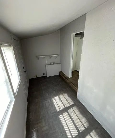 602 4th St — Photo 9