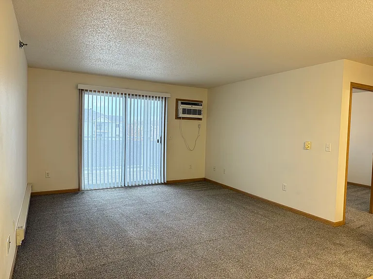 Pointe West II — Photo 7