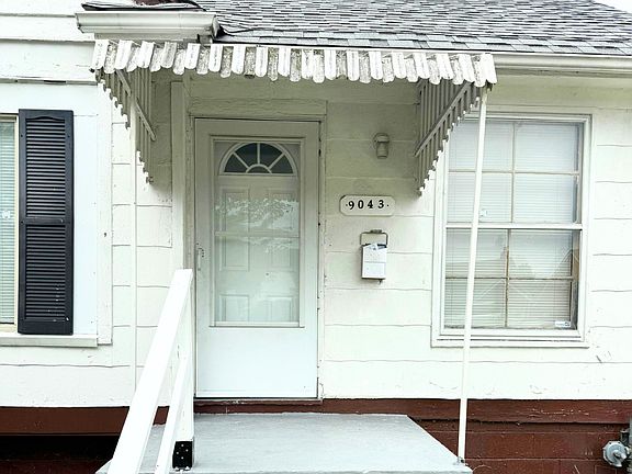 2nd image of 9043 Westwood St