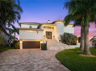 7805 10th Ave S, Saint Petersburg, FL 33707
