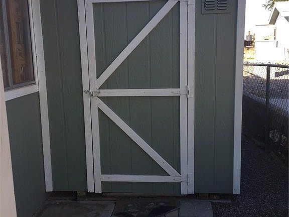 4th image of 566 Citrus St