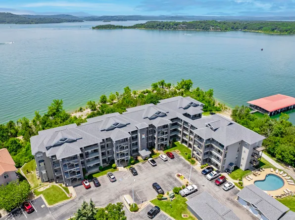 680 Emerald Pointe Drive #1 BLDG 1, Hollister, MO 65672