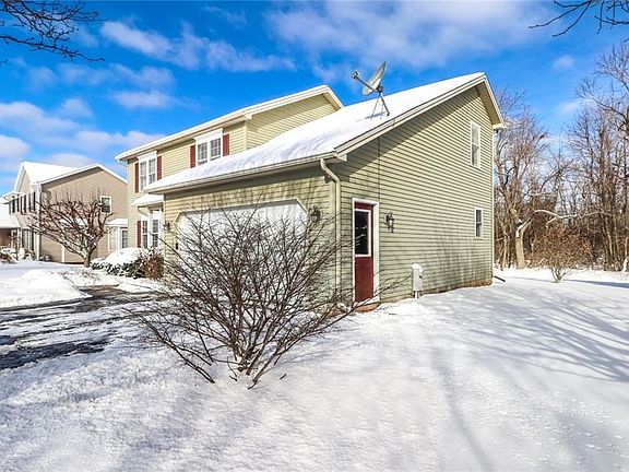 3rd image of 73 Lacey Ln
