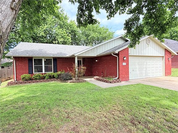 3rd image of 4456 W Chaparral Ln