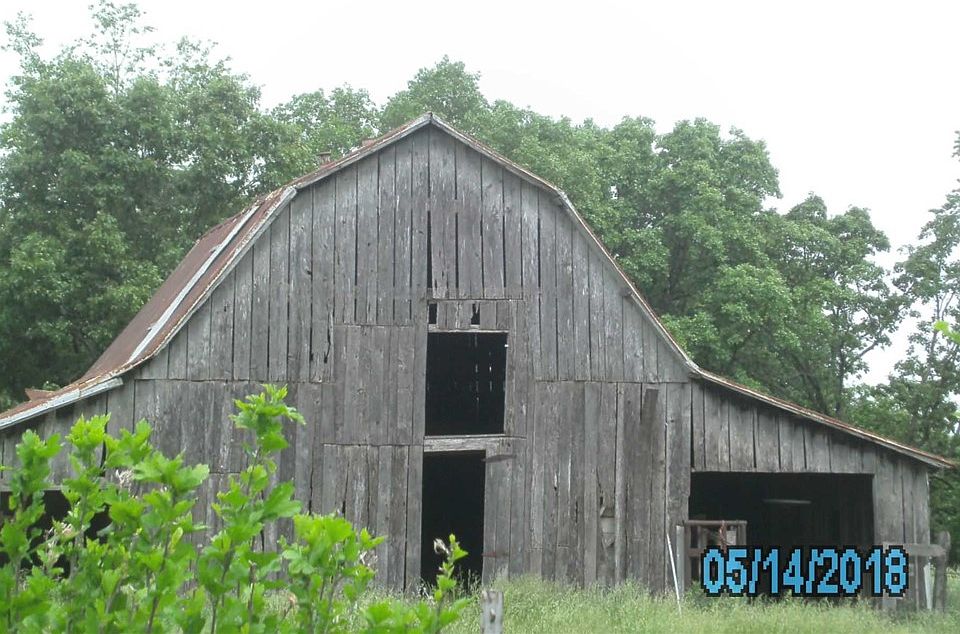 2nd image of 511 NW Cowan Ave