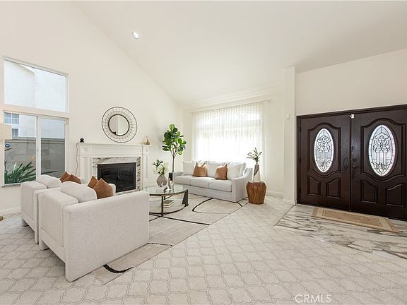 4th image of 19933 Hidden Springs Rd