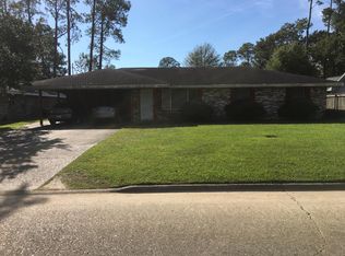 712 College Manor Dr, Lake Charles, LA 70607