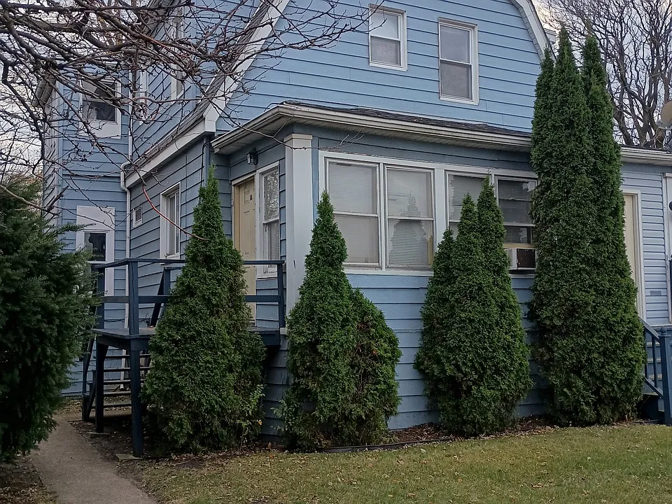 4 Carroll St #2B