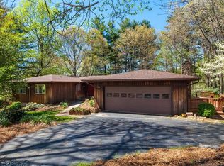 15 Gardenwood Dr, Asheville, NC 28803
