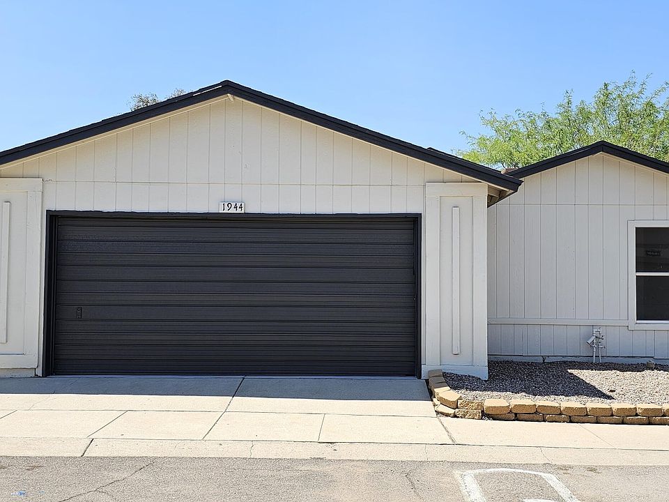 1st image of 1944 W Southbrooke Cir