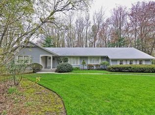 14 Robertson Rd, Auburn, MA 01501