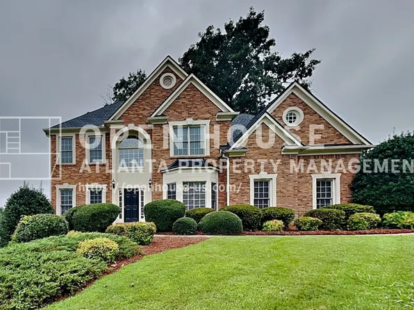 3930 Summit Gate Dr, Suwanee, GA 30024