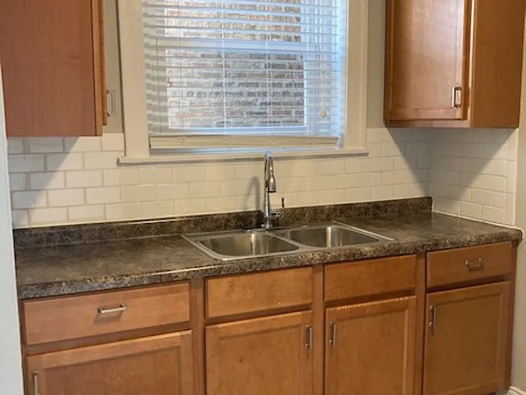 1501-1503 N Kolin 4316 4322 W — Photo 13