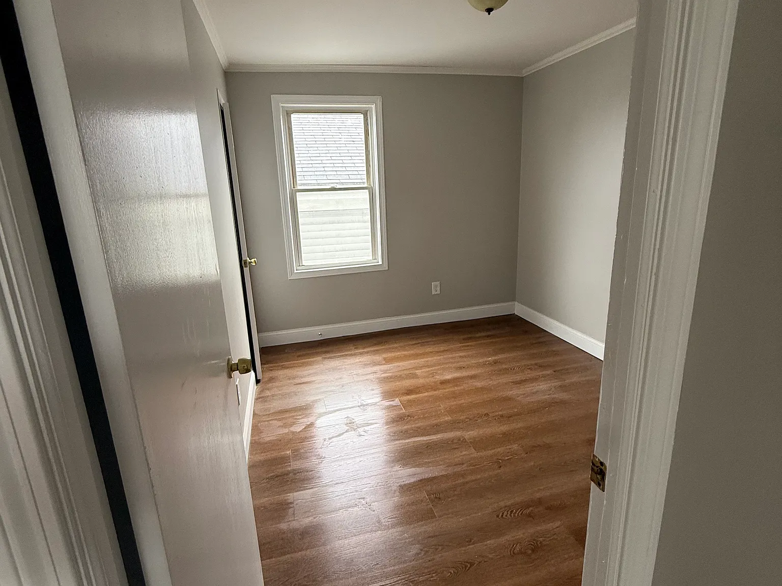 3 bed, $1,750 — Photo 2