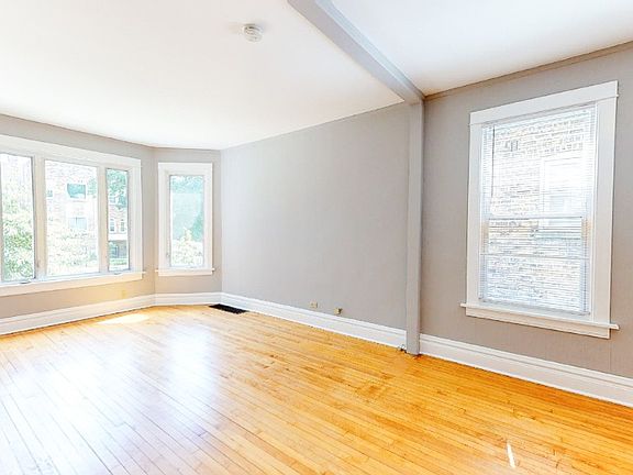 3rd image of 3804 N Drake Ave #1