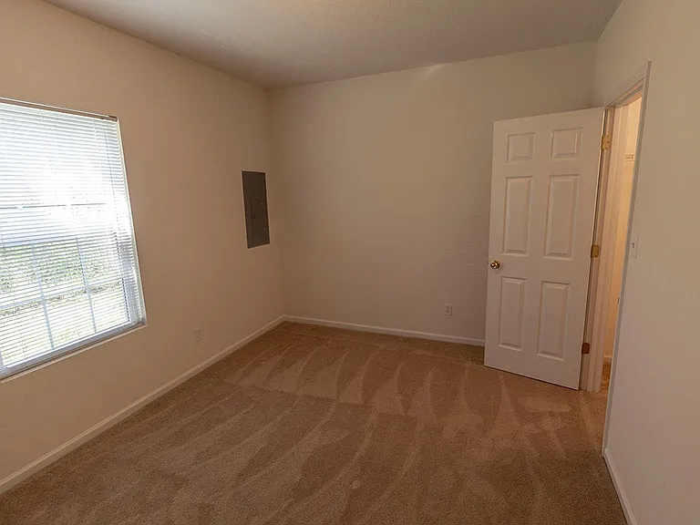 3334 Saint Charles Rd — Photo 24