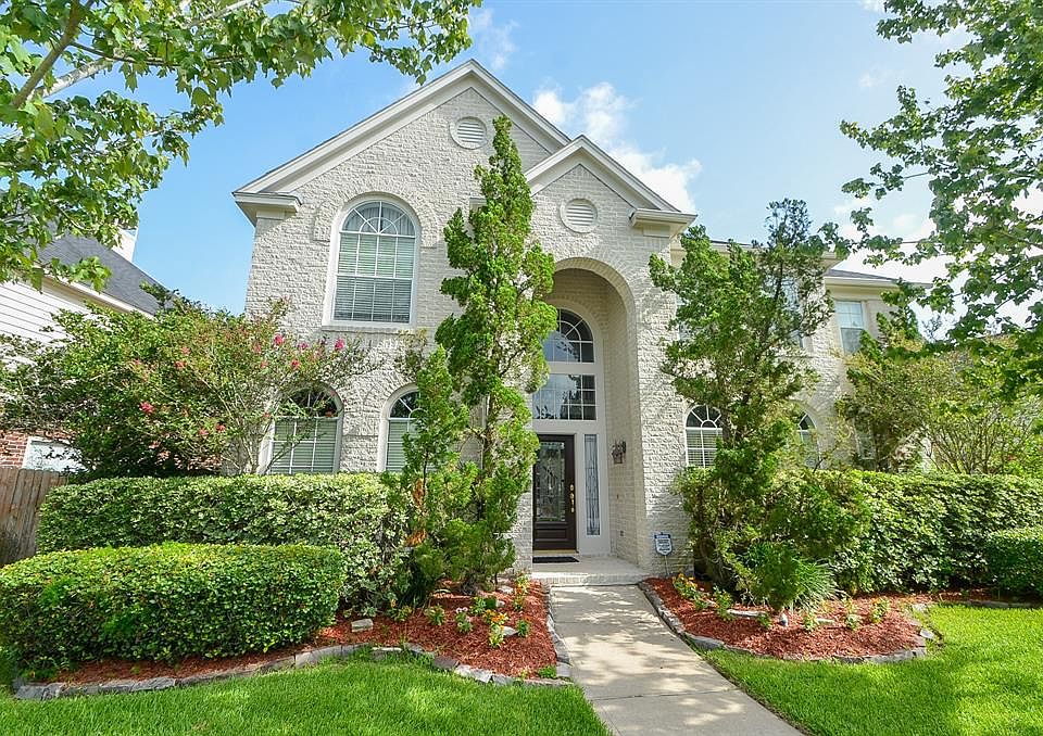 1st image of 2502 Lansing Cir
